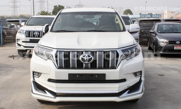 Comprar Importar Toyota Prado Branco Carro em Import - Dubai em Cabo Delgado Comprar Importar Toyota Prado Branco Carro em Import - Dubai em Cabo Delgado