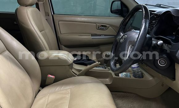 Comprar Novo Toyota Fortuner Branco Carro em Maputo em Maputo Comprar Novo Toyota Fortuner Branco Carro em Maputo em Maputo
