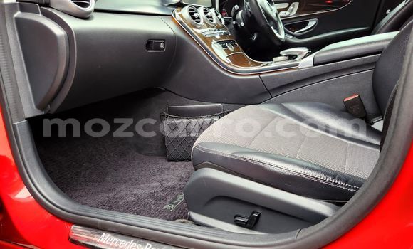 Comprar Usado Mercedes-Benz C-Classe Vermelho Carro em Maputo em Maputo Comprar Usado Mercedes-Benz C-Classe Vermelho Carro em Maputo em Maputo