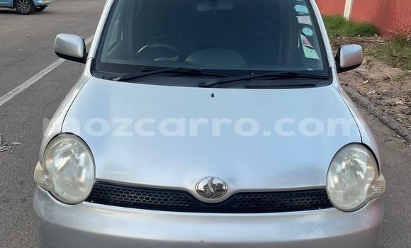 Nunua Ilio tumika Toyota Sienta Fedha Gari ndani ya Maputo nchini Maputo