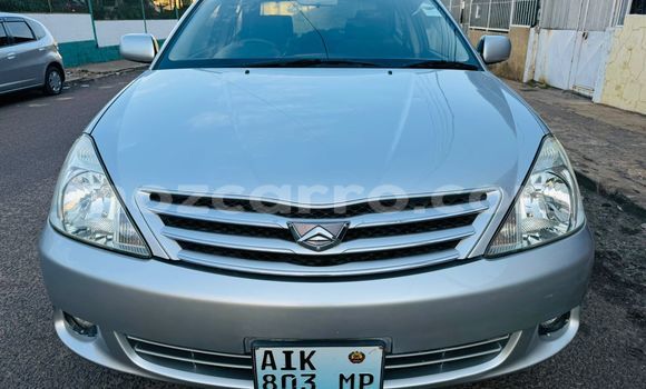 Comprar Usado Toyota Allion Prata Carro em Maputo em Maputo