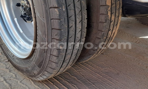 Comprar Usado Toyota Town Ace Branco Carro em Moçambique em Nampula Comprar Usado Toyota Town Ace Branco Carro em Moçambique em Nampula