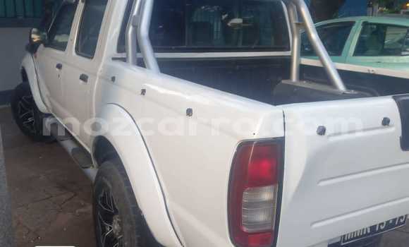Nunua Ilio tumika Nissan Hardbody Nyeupe Gari ndani ya Maputo nchini Maputo Nunua Ilio tumika Nissan Hardbody Nyeupe Gari ndani ya Maputo nchini Maputo