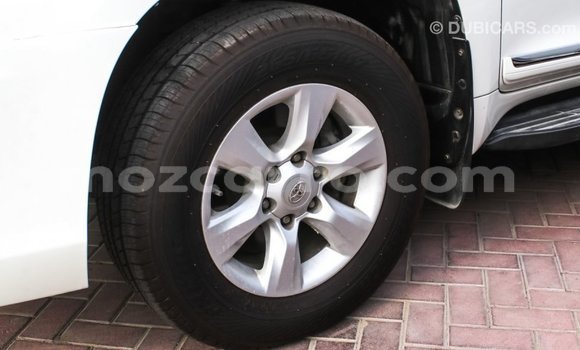 Comprar Importar Toyota Prado Branco Carro em Import - Dubai em Cabo Delgado Comprar Importar Toyota Prado Branco Carro em Import - Dubai em Cabo Delgado
