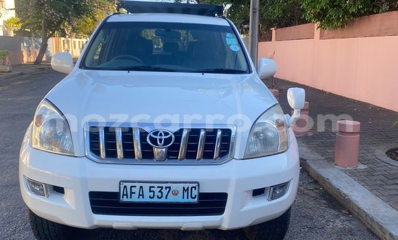 Tenga Tsaru Toyota Land Cruiser Prado Chena Mota in Maputo in Maputo