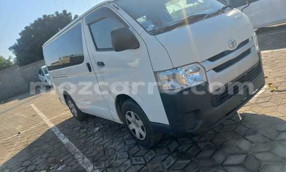 Comprar Usado Toyota Hiace Branco Carro em Maputo em Maputo Comprar Usado Toyota Hiace Branco Carro em Maputo em Maputo