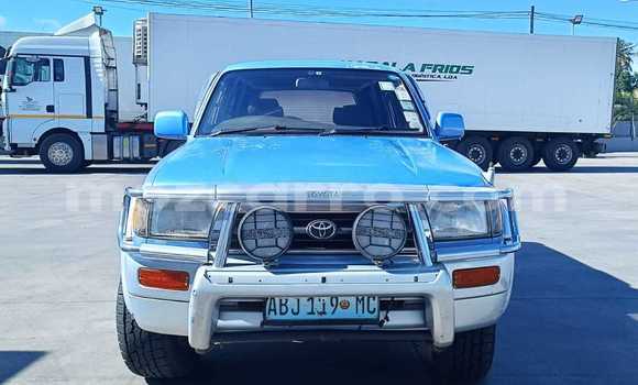 Nunua Ilio tumika Toyota Surf Bluu Gari ndani ya Maputo nchini Maputo