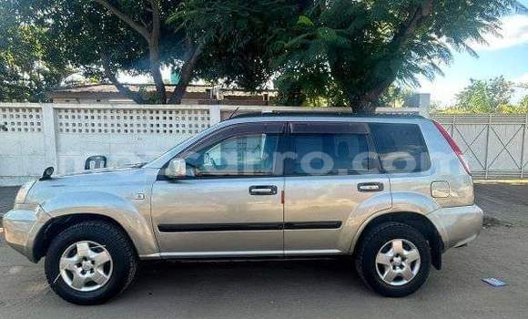 Tenga Tsaru Nissan X-Trail Zvimwe Mota in Maputo in Maputo Tenga Tsaru Nissan X-Trail Zvimwe Mota in Maputo in Maputo