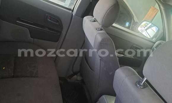 Comprar Usado Toyota Auris Branco Carro em Maputo em Maputo Comprar Usado Toyota Auris Branco Carro em Maputo em Maputo