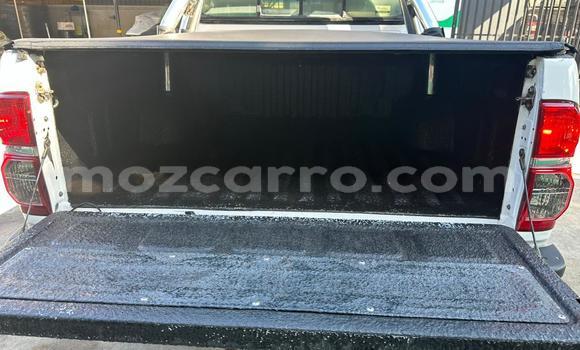 Tenga Tsaru Toyota Hilux Chena Mota in Maputo in Maputo Tenga Tsaru Toyota Hilux Chena Mota in Maputo in Maputo