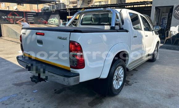 Tenga Tsaru Toyota Hilux Chena Mota in Maputo in Maputo Tenga Tsaru Toyota Hilux Chena Mota in Maputo in Maputo