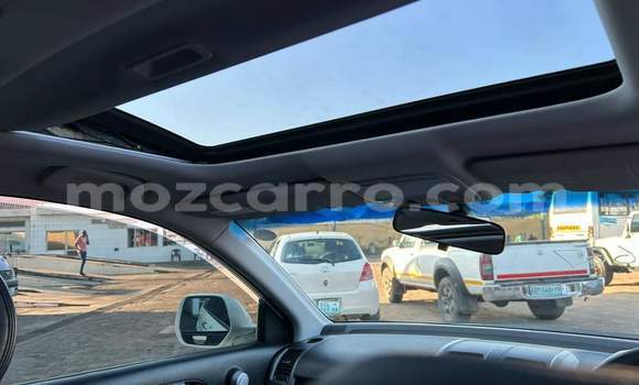 Comprar Usado Honda CR-V Branco Carro em Maputo em Maputo Comprar Usado Honda CR-V Branco Carro em Maputo em Maputo