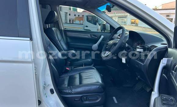 Comprar Usado Honda CR-V Branco Carro em Maputo em Maputo Comprar Usado Honda CR-V Branco Carro em Maputo em Maputo