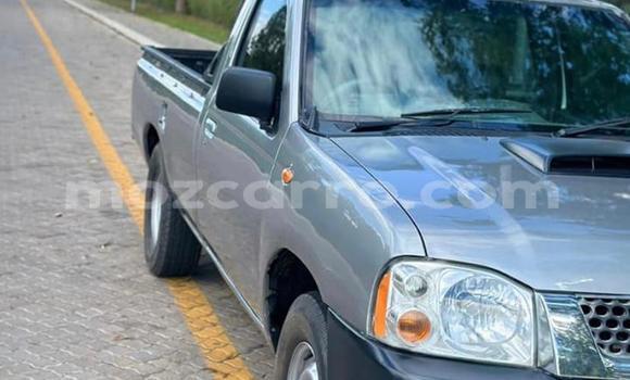 Comprar Usado Nissan Hardbody Castanho Carro em Maputo em Maputo Comprar Usado Nissan Hardbody Castanho Carro em Maputo em Maputo