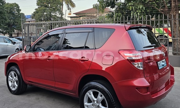 Comprar Usado Toyota RAV4 Vermelho Carro em Maputo em Maputo Comprar Usado Toyota RAV4 Vermelho Carro em Maputo em Maputo