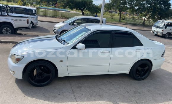 Nunua Ilio tumika Toyota Altezza Nyeupe Gari ndani ya Maputo nchini Maputo Nunua Ilio tumika Toyota Altezza Nyeupe Gari ndani ya Maputo nchini Maputo