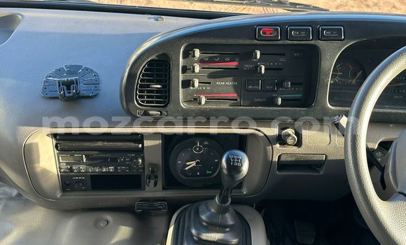 Comprar Usado Toyota Coaster Branco Carro em Maputo em Maputo Comprar Usado Toyota Coaster Branco Carro em Maputo em Maputo