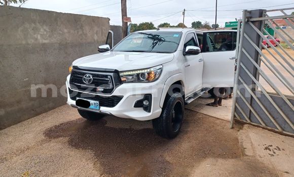 Comprar Usado Toyota Hilux Branco Carro em Maputo em Maputo Comprar Usado Toyota Hilux Branco Carro em Maputo em Maputo