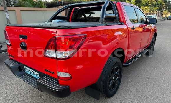 Comprar Usado Mazda BT-50 Vermelho Carro em Maputo em Maputo Comprar Usado Mazda BT-50 Vermelho Carro em Maputo em Maputo
