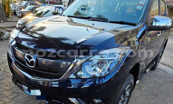 Nunua Ilio tumika Mazda BT-50 Bluu Gari ndani ya Maputo nchini Maputo Nunua Ilio tumika Mazda BT-50 Bluu Gari ndani ya Maputo nchini Maputo