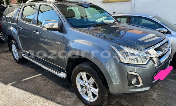 Buy New Isuzu D-MAX White Car in Maputo in Maputo