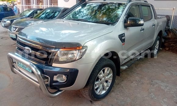 Tenga Tsaru Ford Ranger Zvimwe Mota in Maputo in Maputo Tenga Tsaru Ford Ranger Zvimwe Mota in Maputo in Maputo