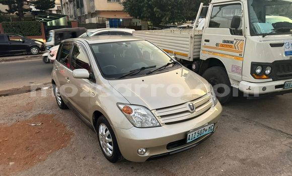 Nunua Ilio tumika Toyota IST Brown Gari ndani ya Maputo nchini Maputo Nunua Ilio tumika Toyota IST Brown Gari ndani ya Maputo nchini Maputo
