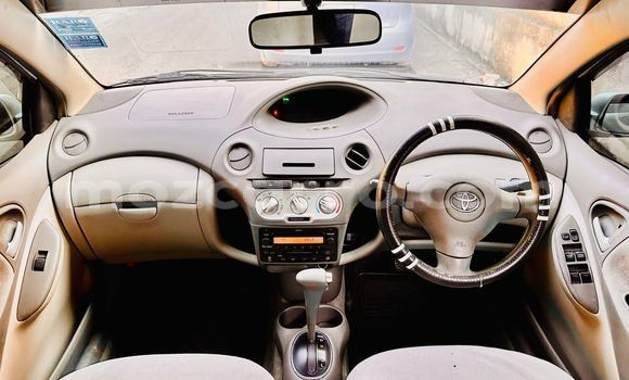 Comprar Usado Toyota Platz Prata Carro em Maputo em Maputo Comprar Usado Toyota Platz Prata Carro em Maputo em Maputo