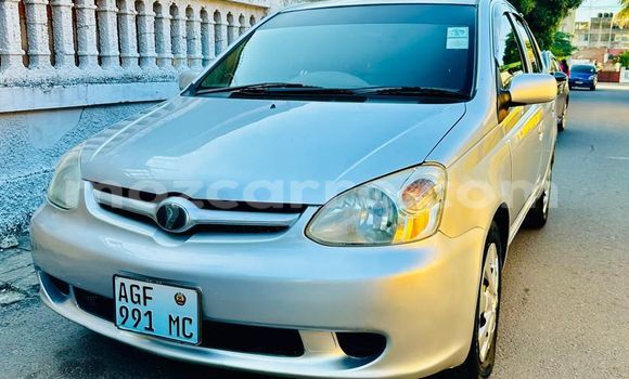 Comprar Usado Toyota Platz Prata Carro em Maputo em Maputo Comprar Usado Toyota Platz Prata Carro em Maputo em Maputo