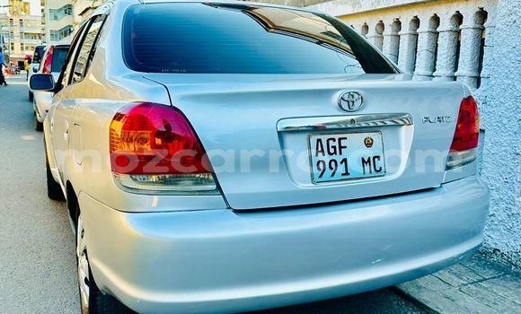 Comprar Usado Toyota Platz Prata Carro em Maputo em Maputo Comprar Usado Toyota Platz Prata Carro em Maputo em Maputo