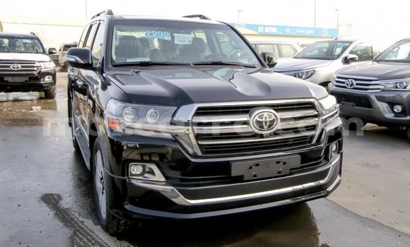 Nunua Imported Toyota Land Cruiser Nyeusi Gari ndani ya Import - Dubai nchini Cabo Delgado Nunua Imported Toyota Land Cruiser Nyeusi Gari ndani ya Import - Dubai nchini Cabo Delgado