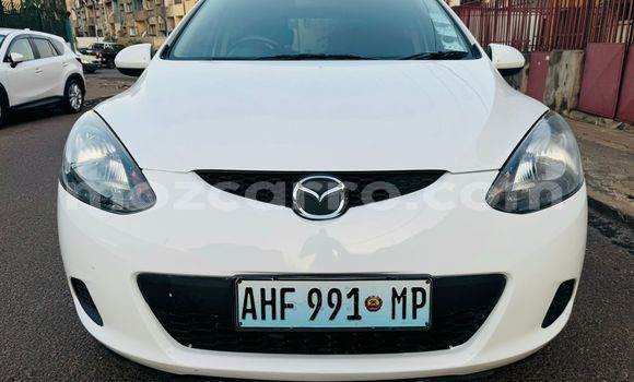 Nunua Ilio tumika Mazda Demio Nyeupe Gari ndani ya Maputo nchini Maputo