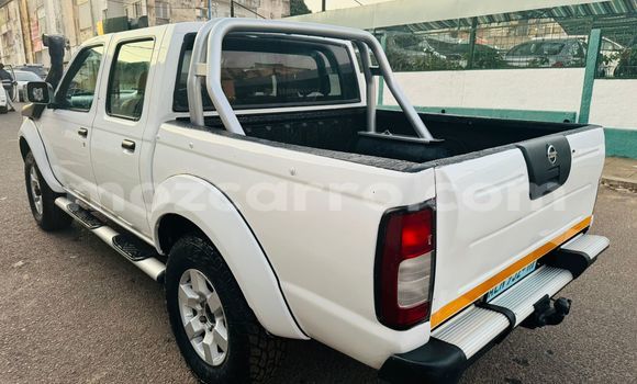 Buy Used Nissan Hardbody White Car in Maputo in Maputo Buy Used Nissan Hardbody White Car in Maputo in Maputo