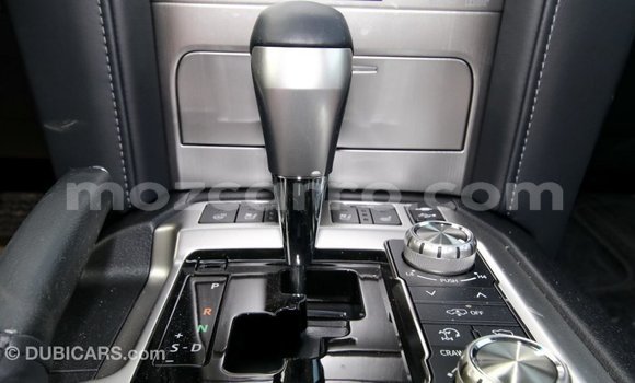 Nunua Imported Toyota Land Cruiser Nyeusi Gari ndani ya Import - Dubai nchini Cabo Delgado Nunua Imported Toyota Land Cruiser Nyeusi Gari ndani ya Import - Dubai nchini Cabo Delgado