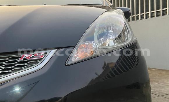 Nunua Ilio tumika Honda Fit Bluu Gari ndani ya Maputo nchini Maputo Nunua Ilio tumika Honda Fit Bluu Gari ndani ya Maputo nchini Maputo