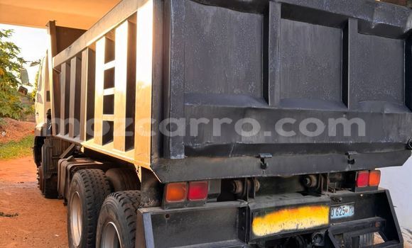 Comprar Usado Toyota 4Runner Branco Carro em Maputo em Maputo Comprar Usado Toyota 4Runner Branco Carro em Maputo em Maputo