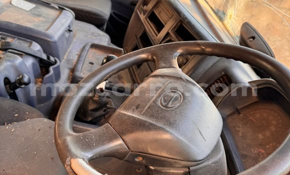 Comprar Usado Toyota 4Runner Branco Carro em Maputo em Maputo Comprar Usado Toyota 4Runner Branco Carro em Maputo em Maputo