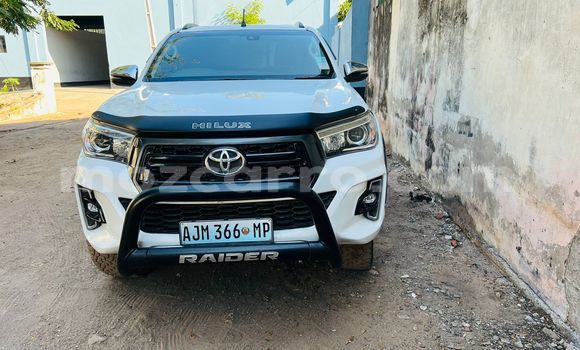 Tenga Tsaru Toyota Hilux Chena Mota in Maputo in Maputo Tenga Tsaru Toyota Hilux Chena Mota in Maputo in Maputo