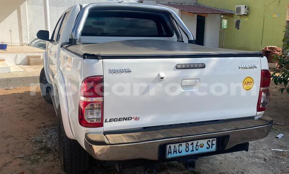 Comprar Usado Toyota Hilux Branco Carro em Maputo em Maputo Comprar Usado Toyota Hilux Branco Carro em Maputo em Maputo