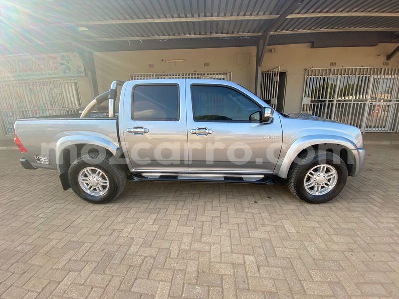 Big with watermark isuzu kb maputo maputo 25362