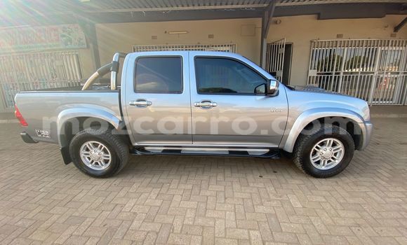 Tenga Tsaru Isuzu KB Sirivha Mota in Maputo in Maputo Tenga Tsaru Isuzu KB Sirivha Mota in Maputo in Maputo