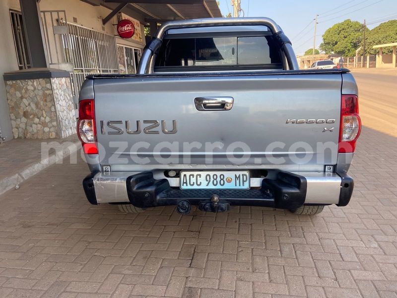 Big with watermark isuzu kb maputo maputo 25362