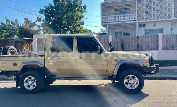 Nunua Ilio tumika Toyota Land Cruiser Nyingine Gari ndani ya Maputo nchini Maputo Nunua Ilio tumika Toyota Land Cruiser Nyingine Gari ndani ya Maputo nchini Maputo