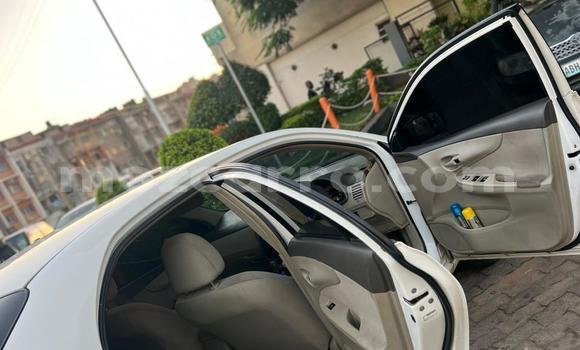 Comprar Novo Toyota Axio Branco Carro em Maputo em Maputo Comprar Novo Toyota Axio Branco Carro em Maputo em Maputo