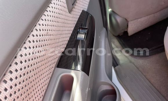 Comprar Usado Toyota Hilux Branco Carro em Maputo em Maputo Comprar Usado Toyota Hilux Branco Carro em Maputo em Maputo