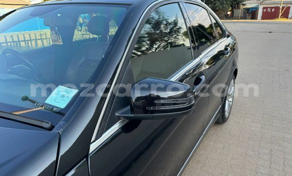 Comprar Usado Mercedes-Benz E200 Preto Carro em Maputo em Maputo Comprar Usado Mercedes-Benz E200 Preto Carro em Maputo em Maputo