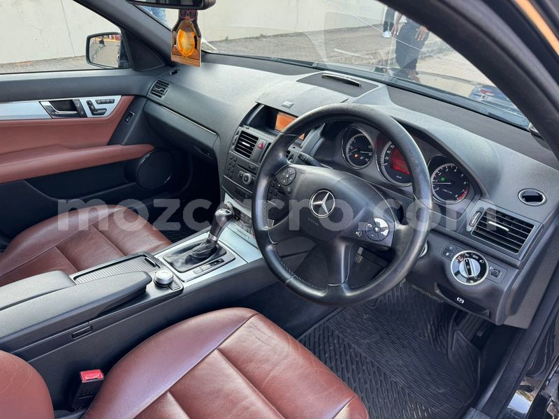 Big with watermark mercedes benz e200 maputo maputo 25370