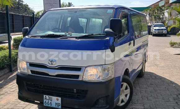 Comprar Novo Toyota HiAce Azul Caminhão em Maputo em Maputo Comprar Novo Toyota HiAce Azul Caminhão em Maputo em Maputo