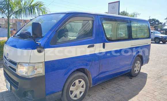 Comprar Novo Toyota HiAce Azul Caminhão em Maputo em Maputo Comprar Novo Toyota HiAce Azul Caminhão em Maputo em Maputo
