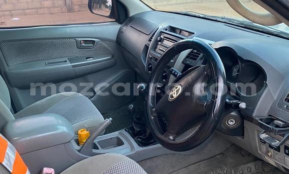 Comprar Usado Toyota Hilux Prata Carro em Maputo em Maputo Comprar Usado Toyota Hilux Prata Carro em Maputo em Maputo